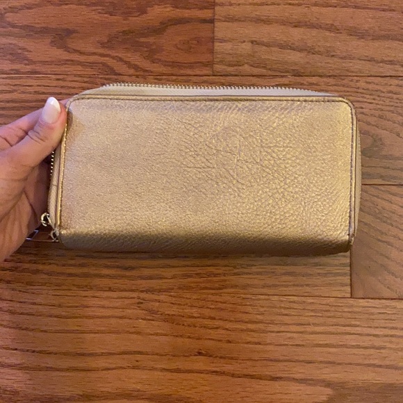 Michael Kors Wallet - Picture 5 of 5